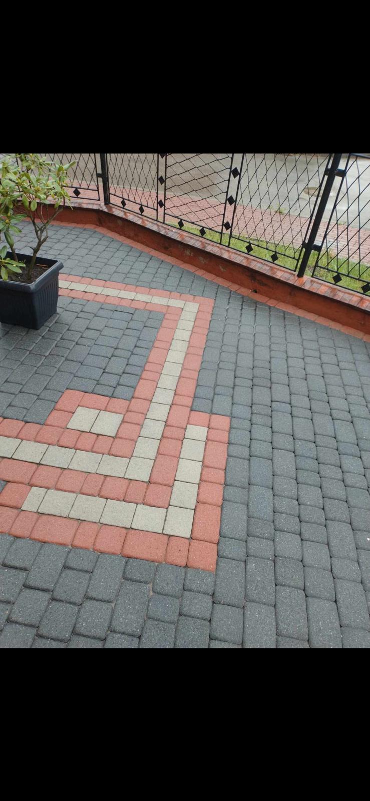 2a2295bf 419b 41c8 a56a eefc4784a274