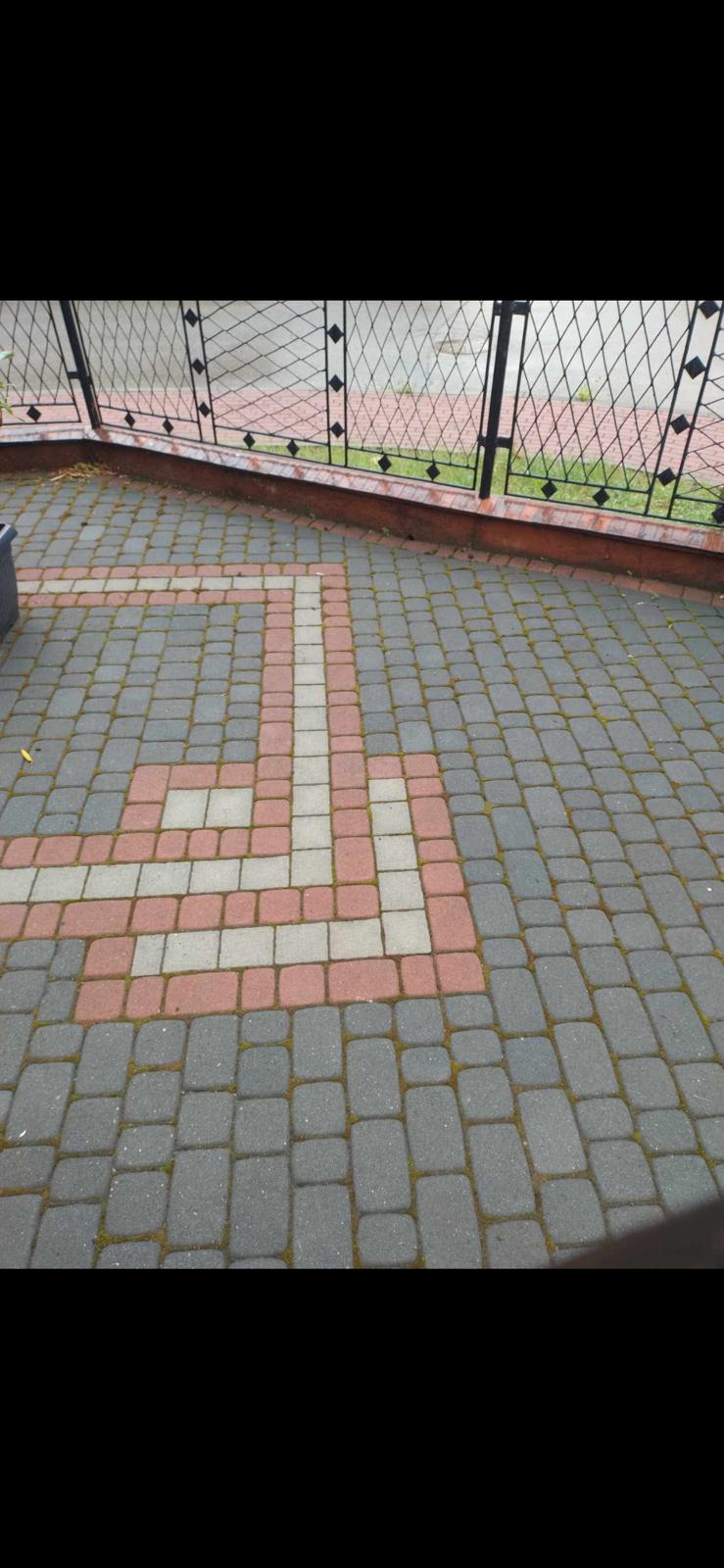 c4b1f550 9ca3 4e24 a301 17502dd80857